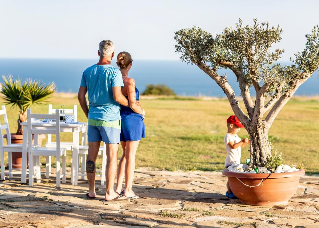 Lighthouse Golf & Spa Hotel Balchik Exterior foto Family tourism
