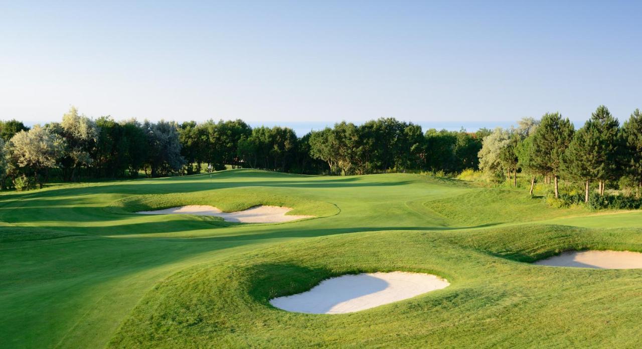 Lighthouse Golf & Spa Hotel Balchik Exterior foto Golf course at the Westin Golf Resort and Spa, Houston