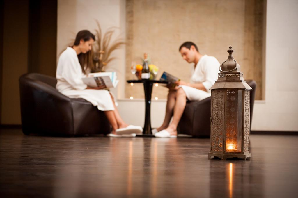Lighthouse Golf & Spa Hotel Balchik Exterior foto A spa in Prague