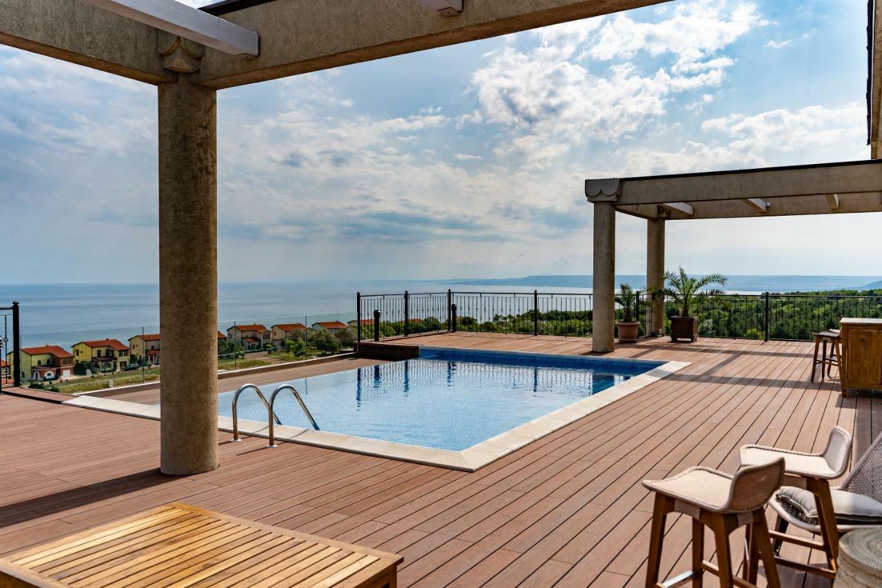 Lighthouse Golf & Spa Hotel Balchik Exterior foto Rooftop pool
